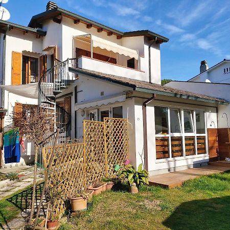 Charming House In Marina Di Ravenna With Fenced Garden Villa Bagian luar foto